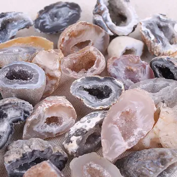 1Pc Natūralus Agatas Geode Kristalai, Akmenys Amatų Kolekcija Mineralų Gydomųjų Karoliukai Pusės, 