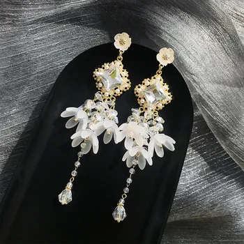 2019 Dominuoja Moterų temperamentas fine crystal gėlių dizainas Lašas auskarai korėjos Hiperbolė stiliaus ilgai kutas nauji auskarai