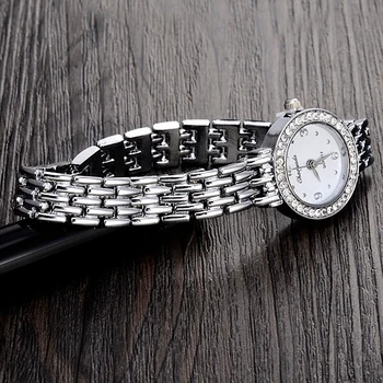 2020 Naujas Atvykti Mados ir laisvalaikio Moteriški laikrodžiai, Sidabro apyrankė Prabangūs krištolo žiūrėti OEM Turas ultra plonas suknelė Kvarciniai laikrodžiai