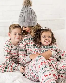 2020Casual Kalėdų Šeimos Pižama Nustatyti mamytė ir man Šeimos derinti drabužius Moterims, Vyrams, Vaikas Kalėdos Pj Nustatyti homewear Šalies Sleepwear