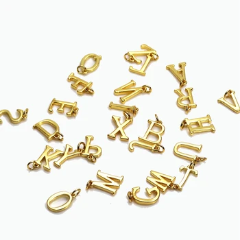 5 pis krepšyje Karšto didmeninė mergina 26 anglų raidžių mažas pakabukas blizgus auksą, padengtą lockets 