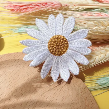 AHYONNIEX Balta Saulėgrąžų Daisy Gėlių Aplikacija Geležies Lopai Drabužiai Suknelė, Švarkas, Džinsai Lipdukai 