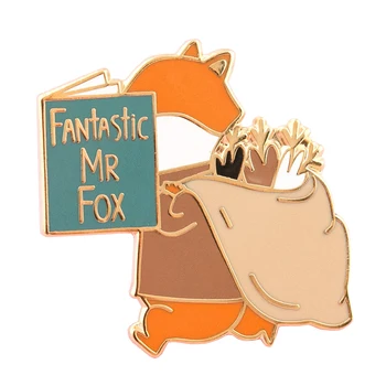 Fantastic Mr. fox emalio pin juokinga skaityti knygą ženklelis animacinių filmų gyvūnų atvartas sagė kūrybingi vaikai, draugai metu