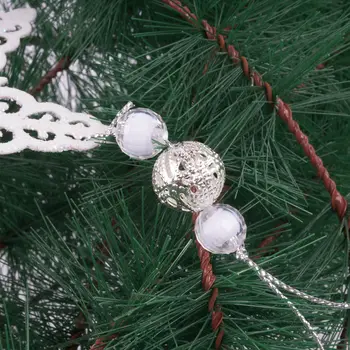 Kalėdų dekoro balta ir pilka snaigės kabinti ornamentu 10cm su tuščiaviduriai iš karoliukų Kalėdų medžio apdaila prekes