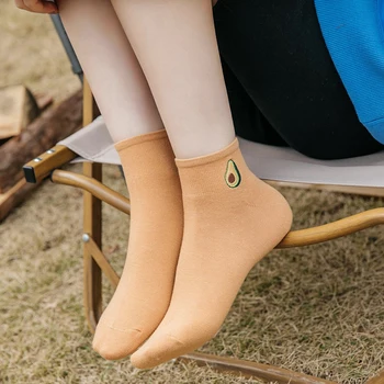 Mielas kojinės animacinių filmų braškių juokinga kawaii dizaineris harajuku chaussette femme moteris laimingas sokken mados calcetines minkštos kojinės