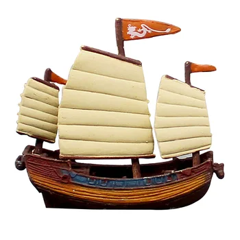 Miniatiūrinis Modelis Mini Piratų Laivo Modelis Ocean Burlaivis Mažas Retro Trikampio Burlaivis Figūrėlių, Žaislai Vaikams, Lėlės Namų Dekoro