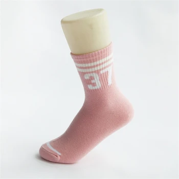 Moterų medvilnės kojinės unisex laišką skaitmeninės skaičius dviguba juostele modelis harajuku sox vėsioje riedlentė meno hipster sokken dropship