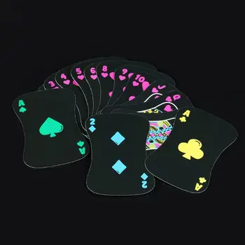 Nauja Juoda Šviesos Pokerio Kortelės Naktinis Baras Šalies KTV Liuminescencinės Kortų Žaidimas Priedai Atsitiktiniai pristatymas