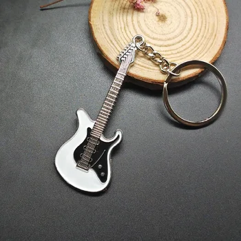 Naujas mados Gitara Key chain Metalų 6 spalva KeyChain Mielas Muzikos Automobilio Raktų Žiedas Sidabro Spalvos pakabukas Žmogui Moterys Šalis Dovana