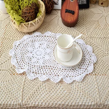 Šiuolaikinės nėrinių ovalo medvilnės nėrimo placemat puodelio, puodelis arbatos, kavos miestelyje, virtuvė, valgomasis lentelės vietą, mat doily vestuvių gerti stiklo padas